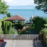 Apartment Haus Alpenblick Immenstaad am Bodensee
