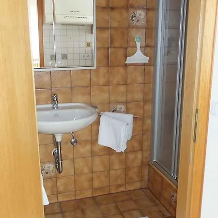 Haus Alpenblick Apartament *